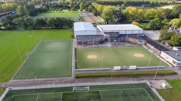 Renovatie sporthallen CKV Oranje Wit te Dordrecht